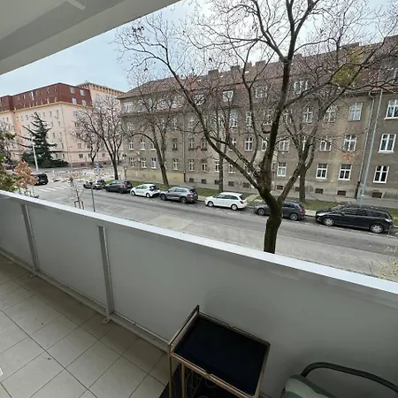 Appartement Kutuzovova Free Parking Bratislava
