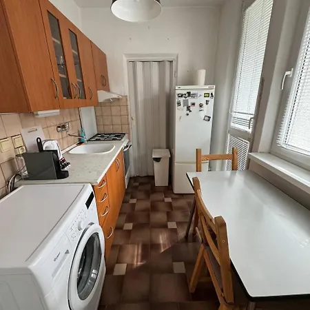 Kutuzovova Free Parking Appartement *